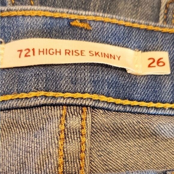 Levi's High Rise 721 Ankle Jeans - Picture 5 of 6